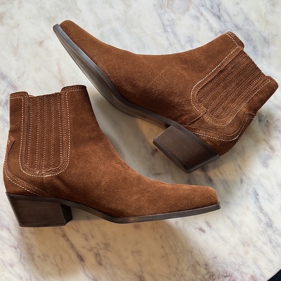 Zara Western Chelsea Boot - Picture 1 of 6